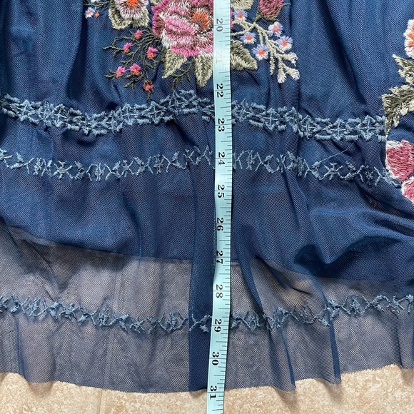 Sundance Blue Embroidered Tulle Midi Skirt, Size Large - Picture 9 of 9